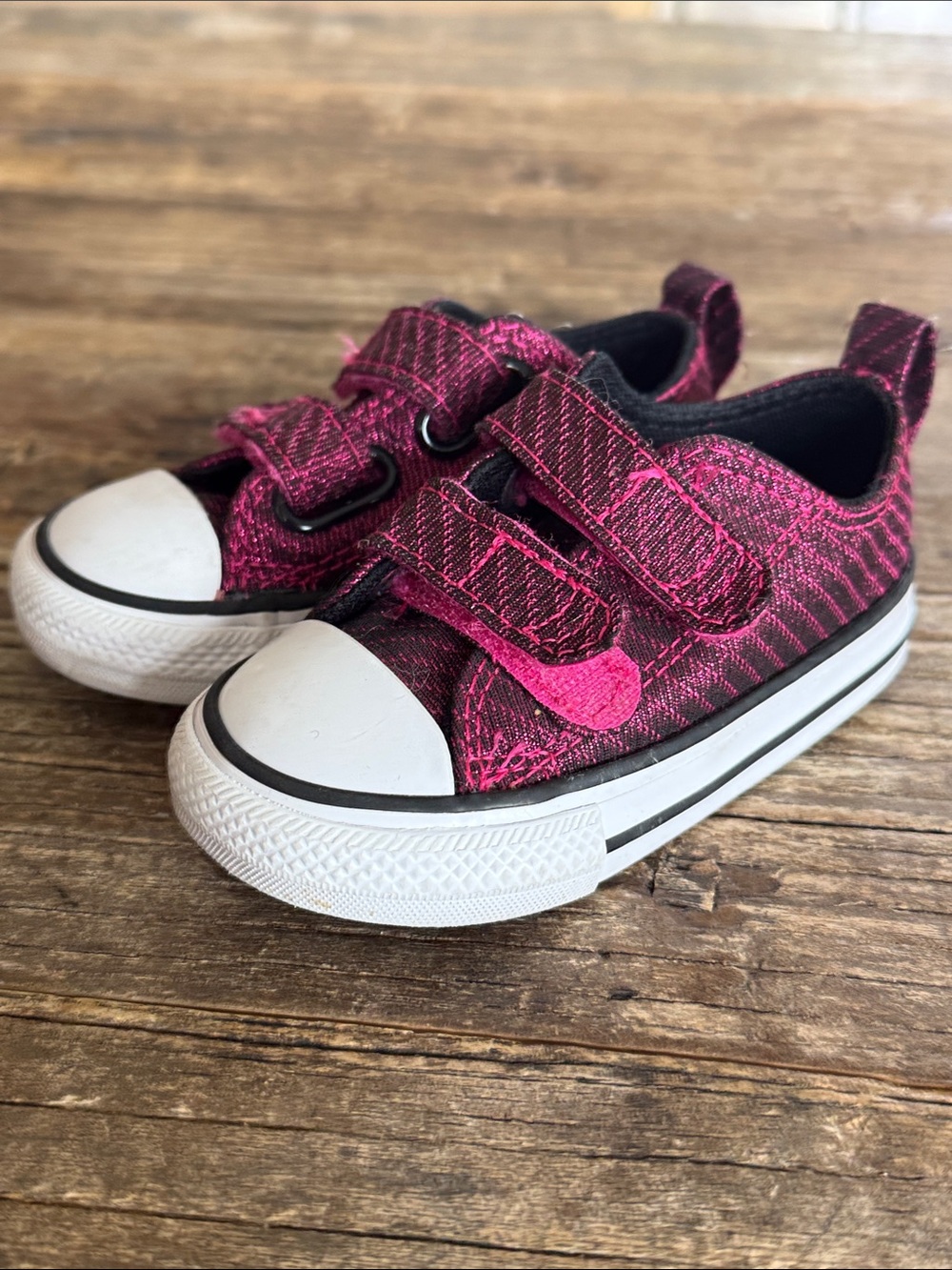 Converse All Star Kids Pink Glittery Velcro Low-Top Sneakers EXCELLENT
